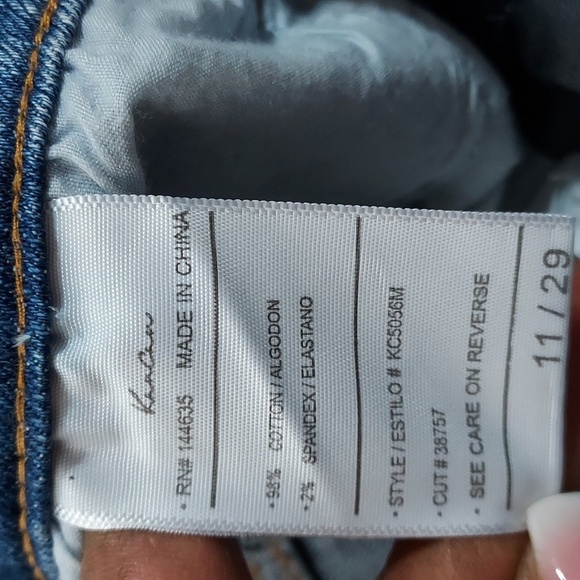 KanCan Mid Rise Ankle Skinny Raw Hem Distressed Jeans - size 11/29 - Picture 8 of 8